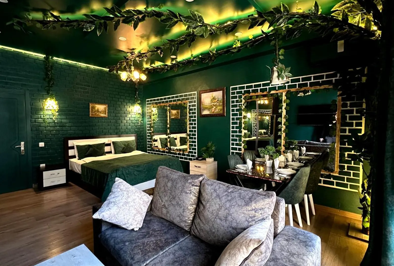My Music Hotel Baku 4*,